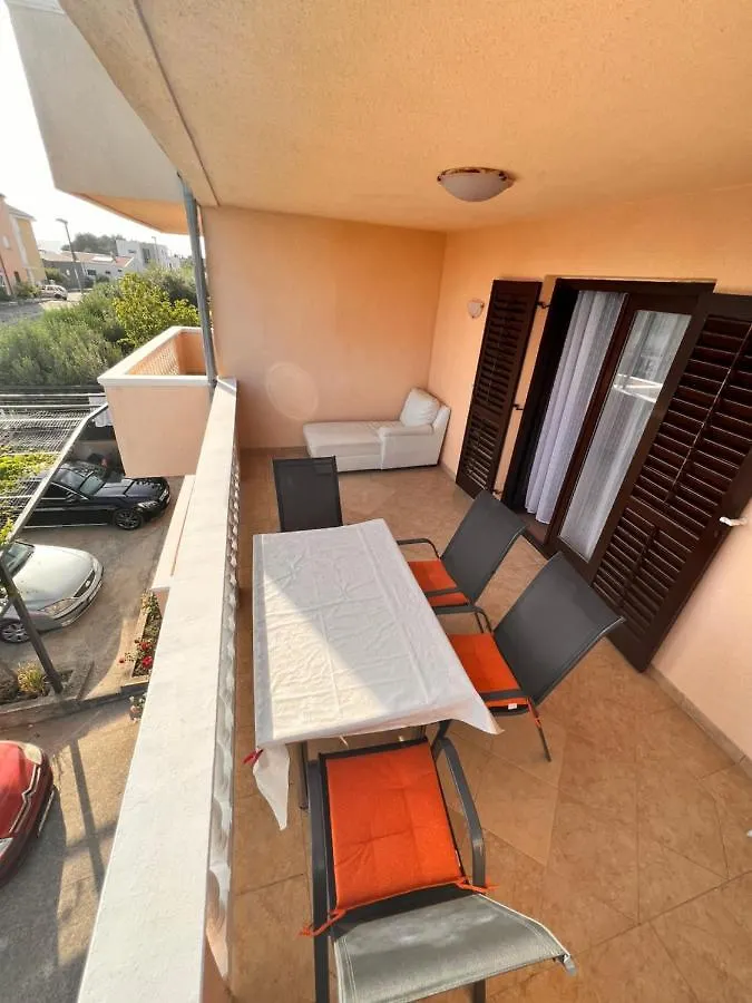 Pensjonat Apartment Plavia Biograd Biograd Na Moru