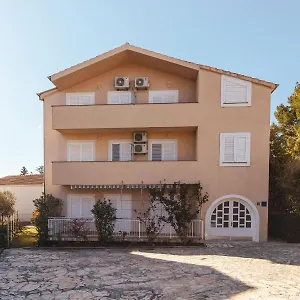 Porta Biograd Na Moru